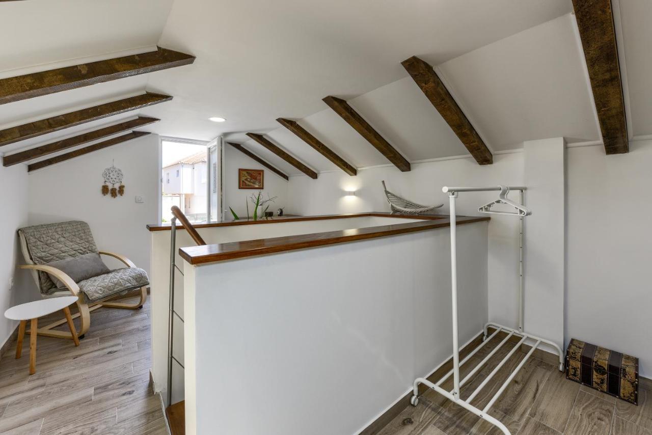 Apartment Yula 扎达尔 外观 照片